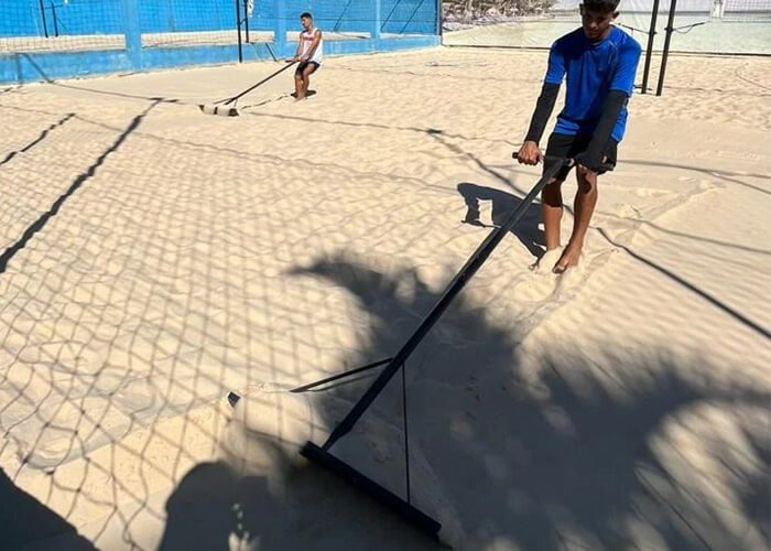 Limpeza de quadra de areia